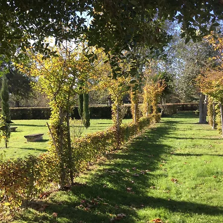 Domaine De La Partoucie 4*