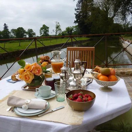 Domaine De La Partoucie 4* Confolens