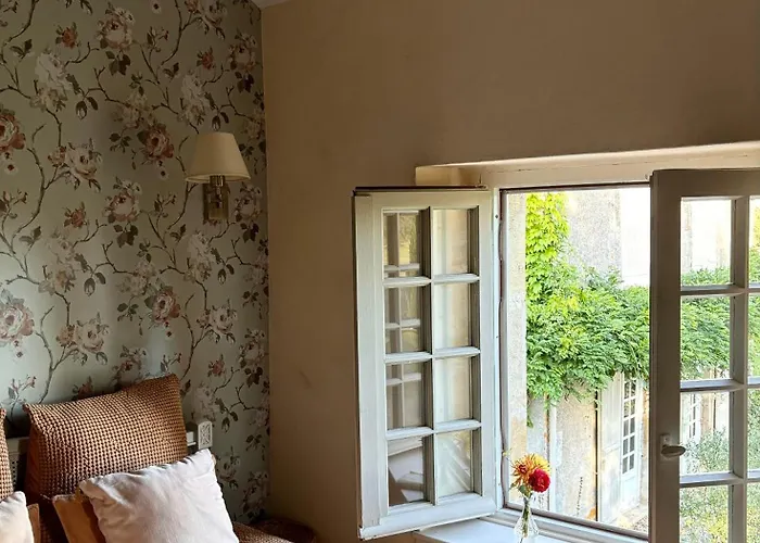 Bed & Breakfast Domaine De La Partoucie 4*
